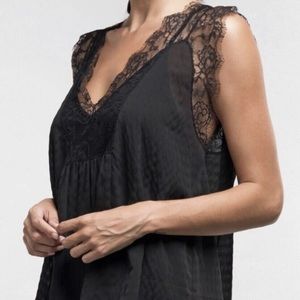 LoveStich Odette Top